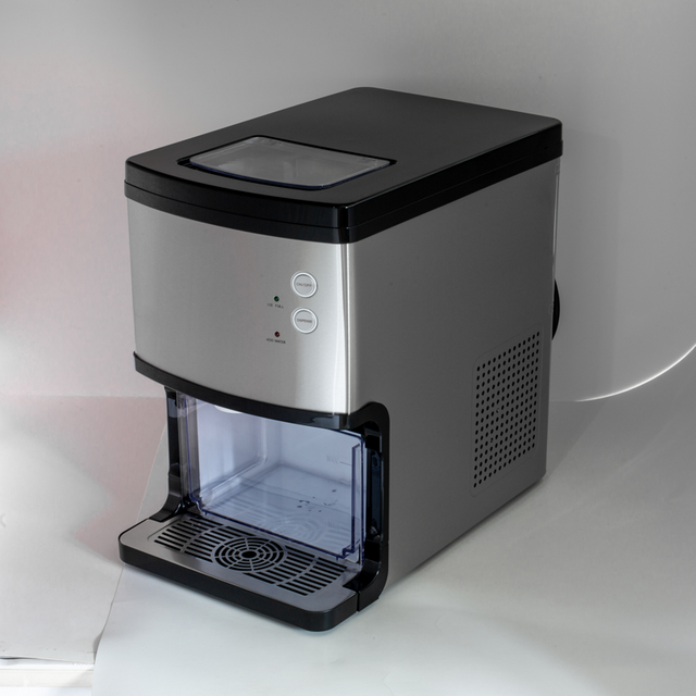 18Kgs/Day Diamond Ice Machine 180W